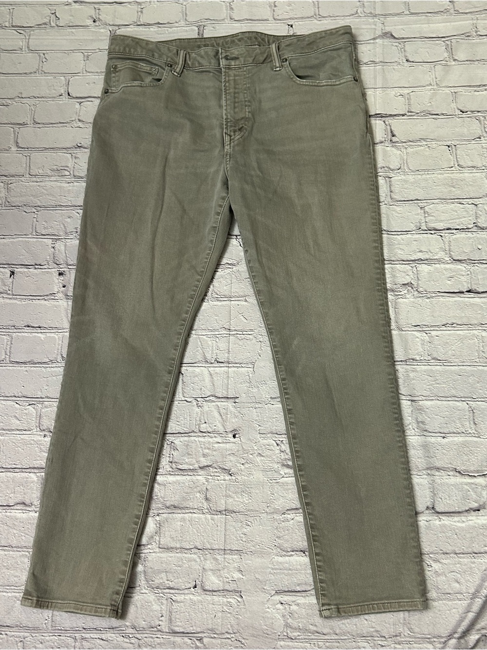 American Eagle Outfitters Slim Straight Jeans in Olive